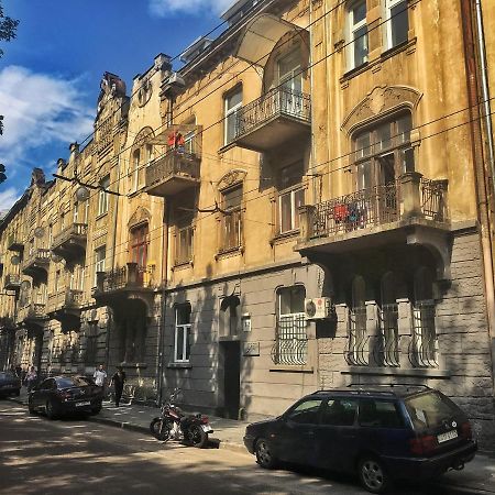 Friends Hostel Lviv Rustaveli Str Εξωτερικό φωτογραφία
