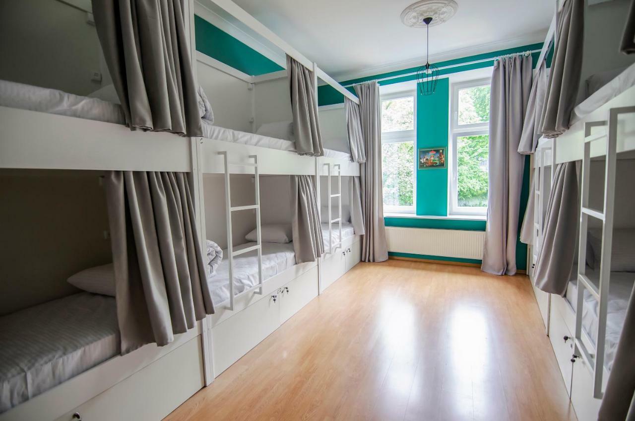 Friends Hostel Lviv Rustaveli Str Εξωτερικό φωτογραφία